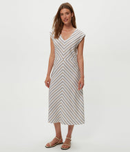 Tess Embroidered Midi Dress