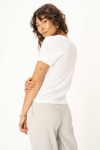 Plata Notched White Tee