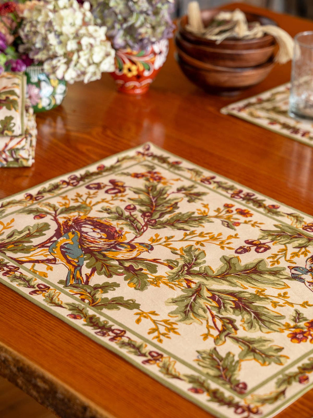 Whispering Oaks Antique White Placemat