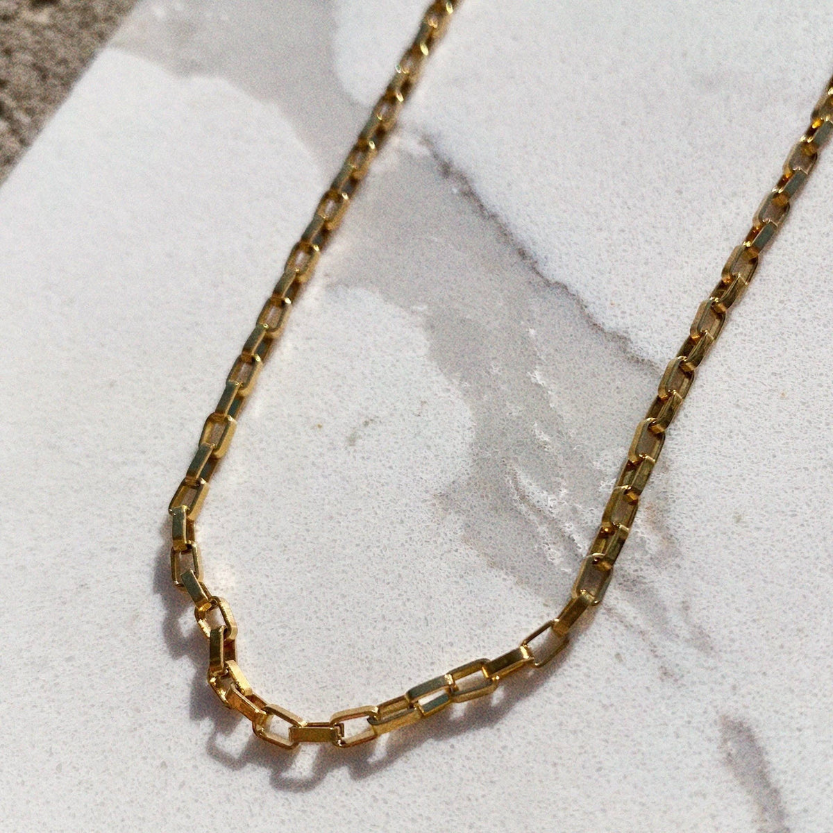 Lola Layering Chain