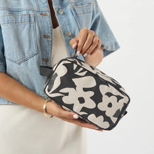 Fall Flowers Black Dopp Kit
