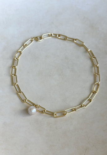 Offset Pearl Charmer Necklace