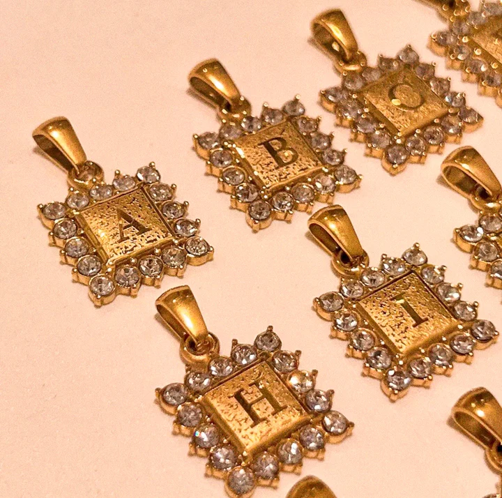 Goldie Square Initial Necklace