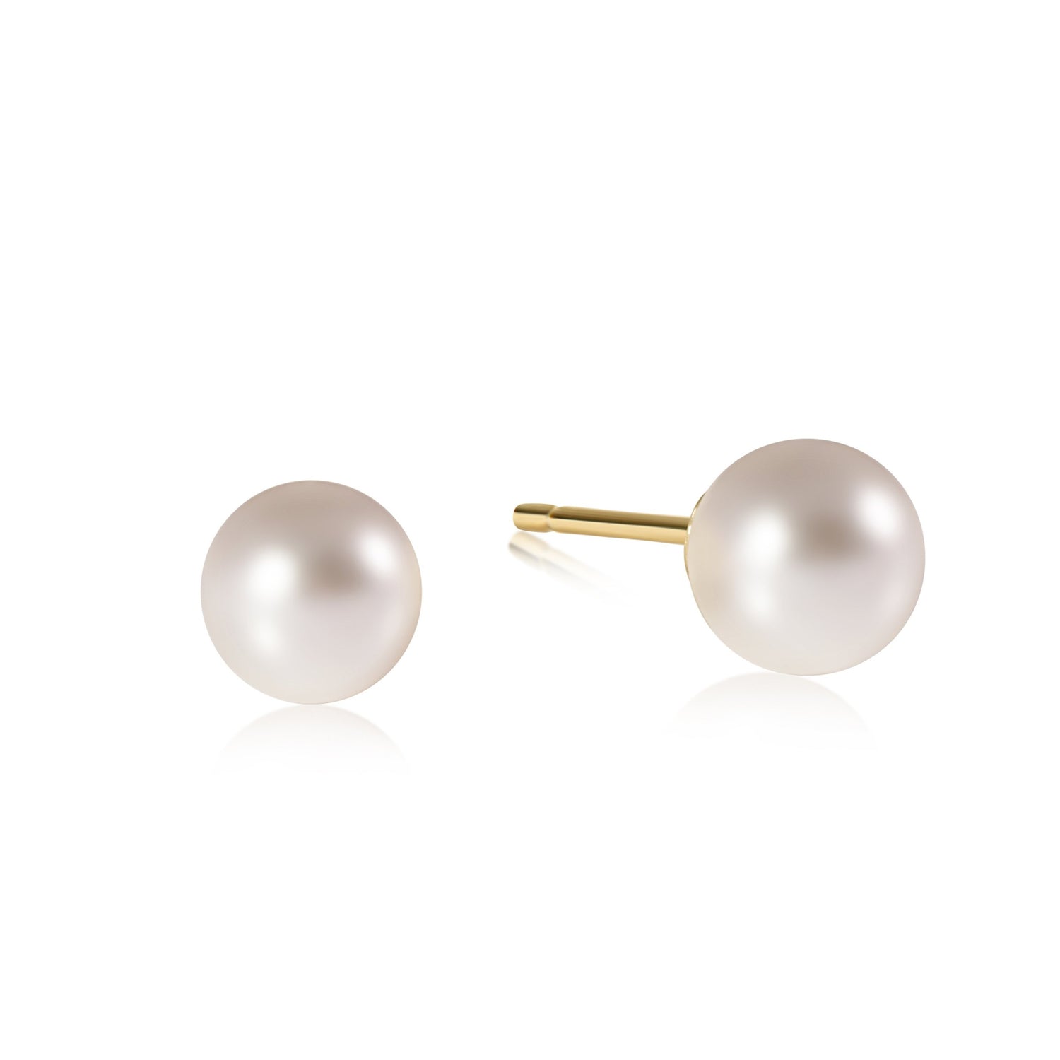 Classic Pearl 8mm Ball Studs