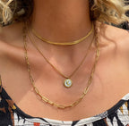 Perla Crescent Moon Necklace