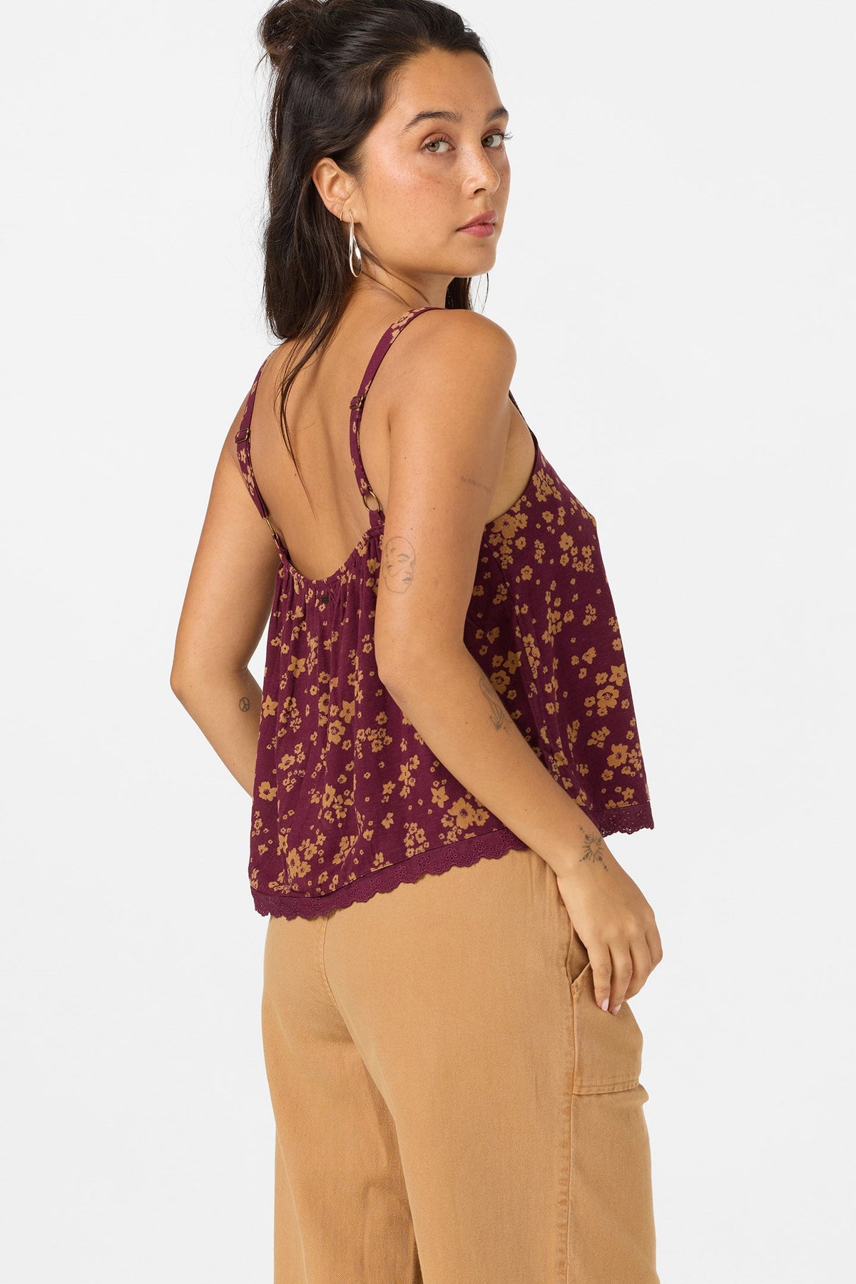 Brynn Fig Floral Tank
