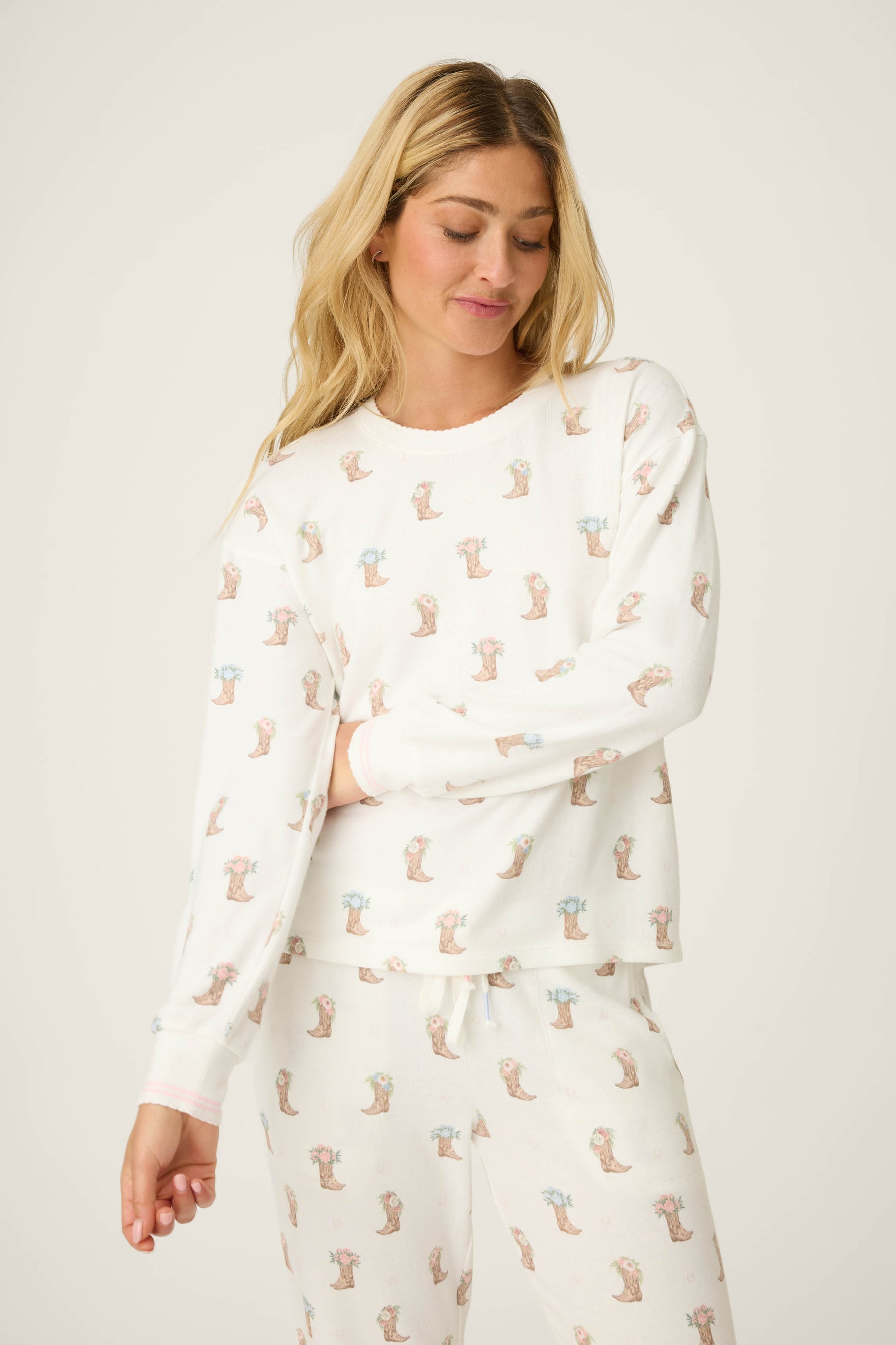Western Blooms Bouquet Long-Sleeve