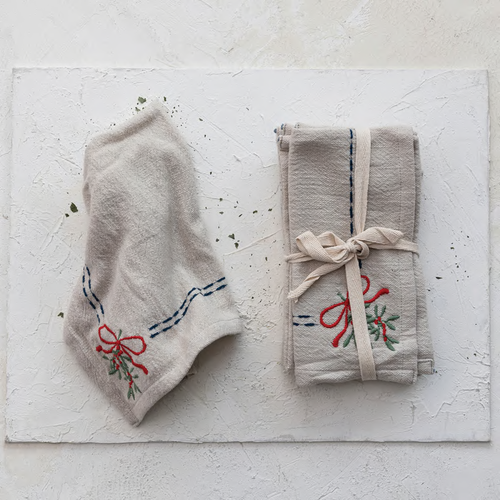 Holiday Embroidered Napkins Set