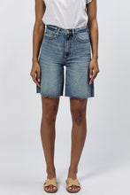 Boyfriend Waveline Denim Short