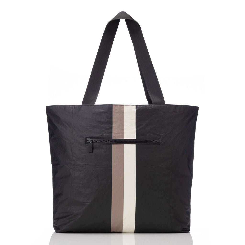 Le Voyageur Day Tripper Tote