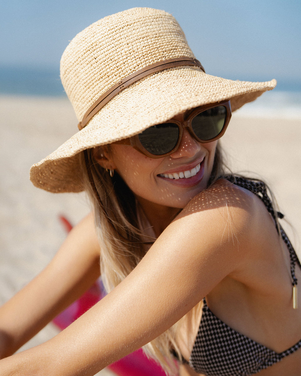 Bondi Packable Raffia Bucket Hat