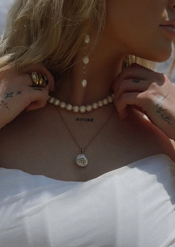 Not Your Grandma's Pearls Choker