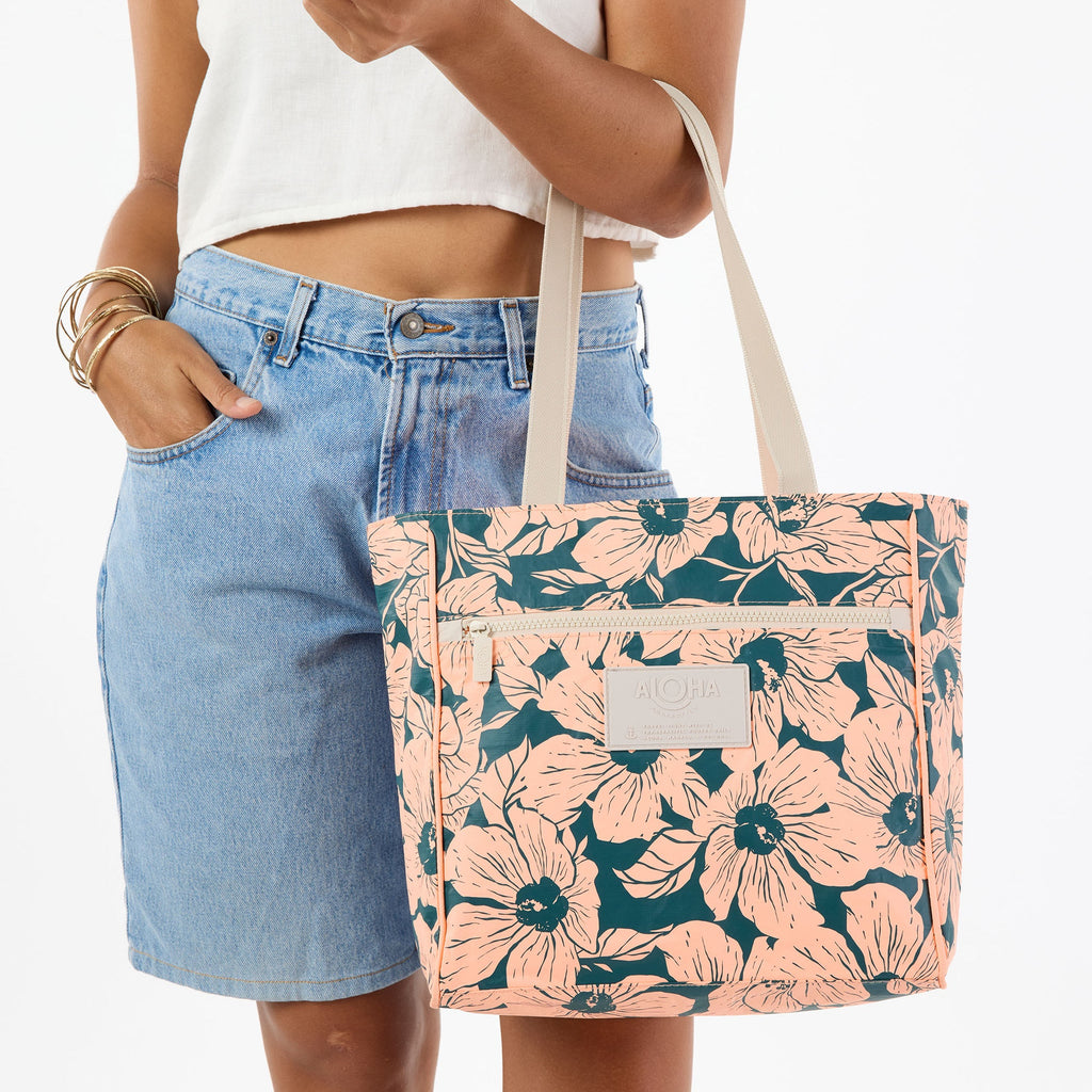Flor Del Mar Dark Teal Go-To Tote