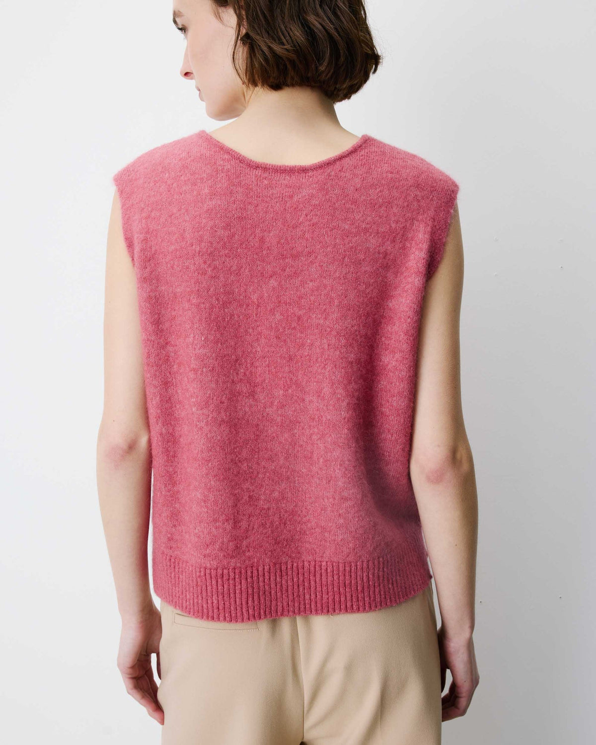 Nars Blush V Sleeveless Cardigan