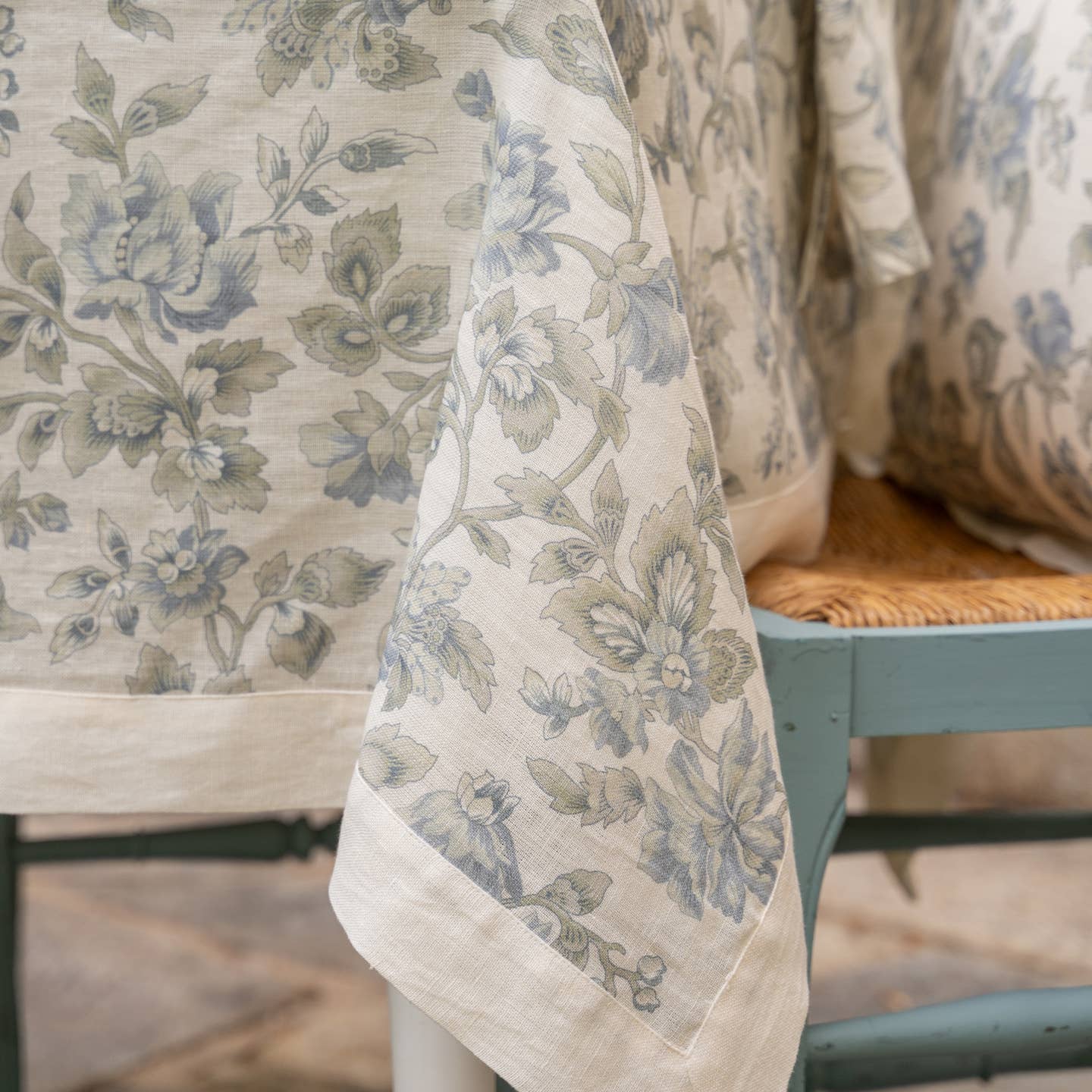 Concerto Linen Tablecloth
