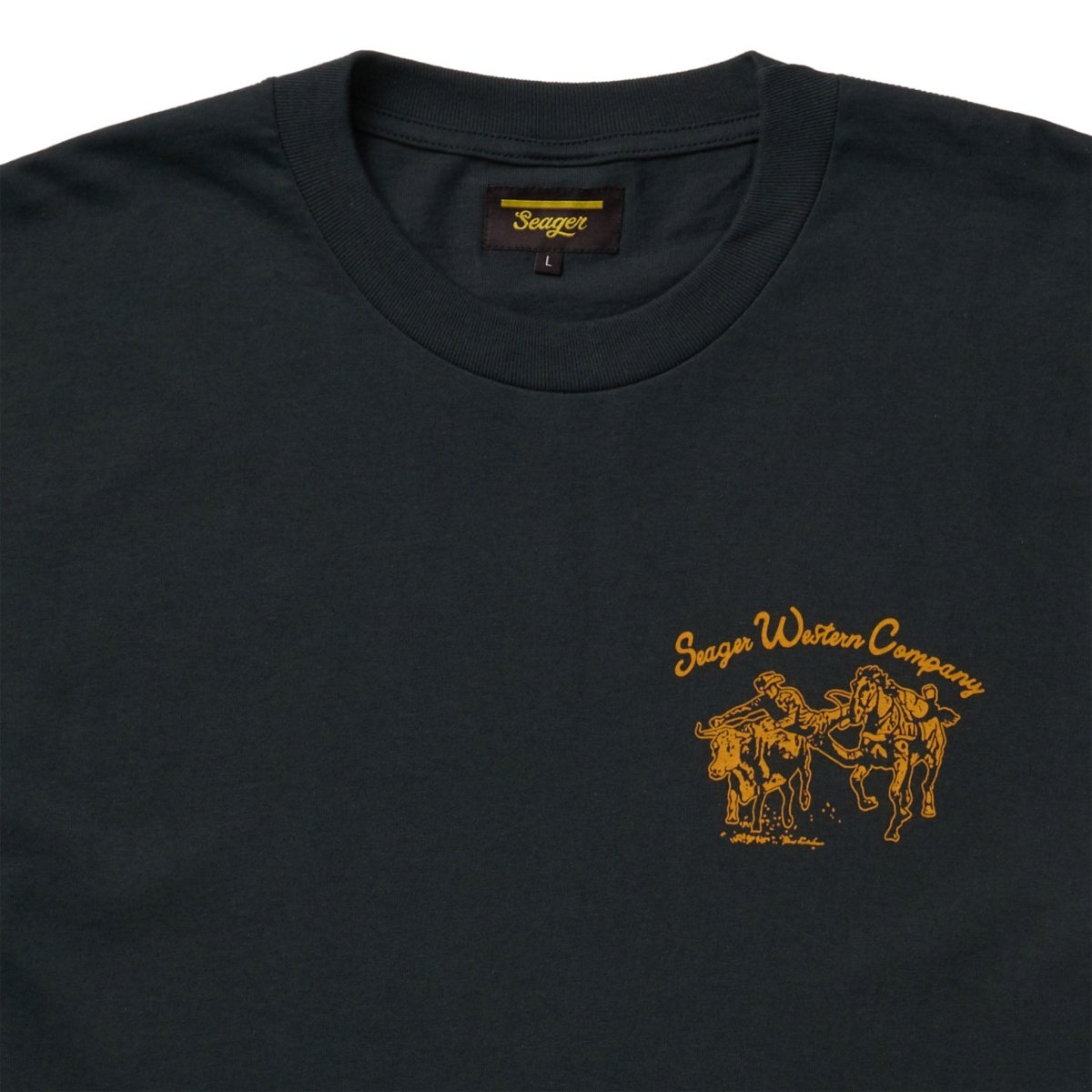Los Rios Vintage Black Tee