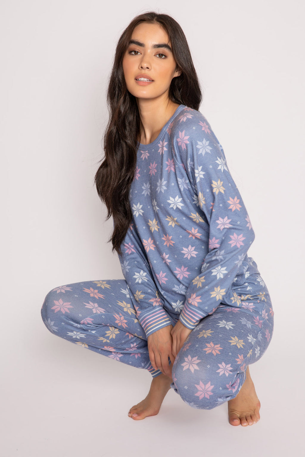 Mountain Love Snowflakes Banded Pant