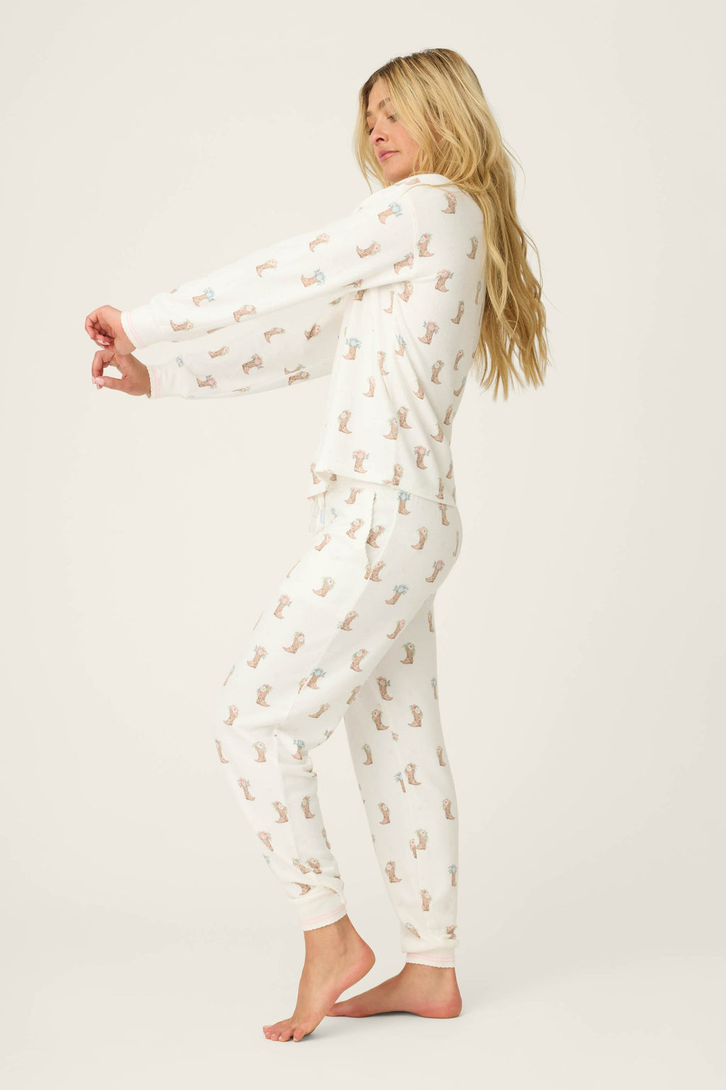 Western Blooms Bouquet Long-Sleeve