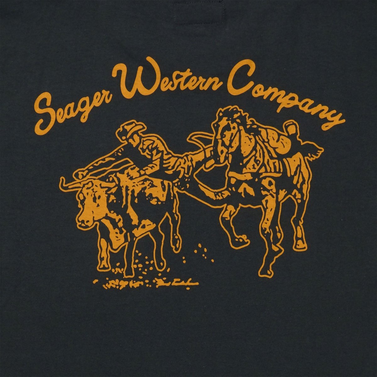 Los Rios Vintage Black Tee