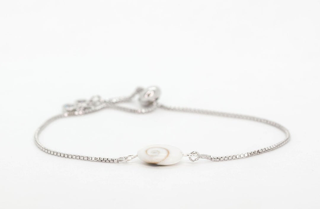 Salty Shells Bolo Bracelet