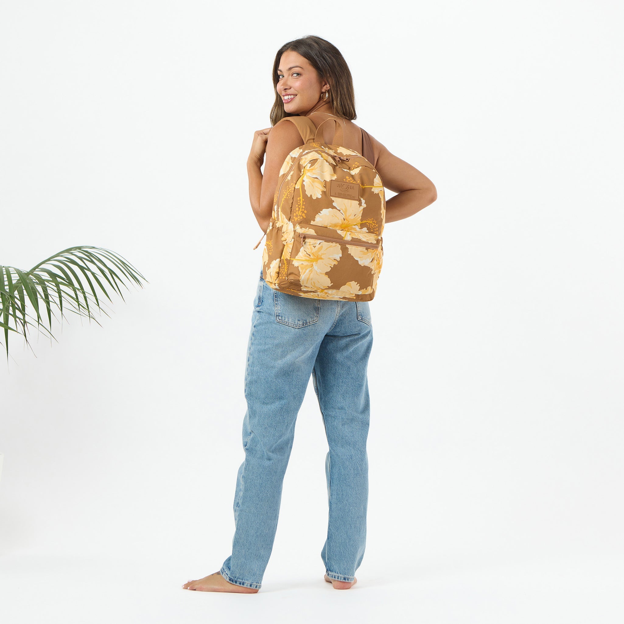 Taha'a Toffee Keep It Light Backpack
