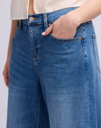 Malia Emmanuelle Barrel Jeans