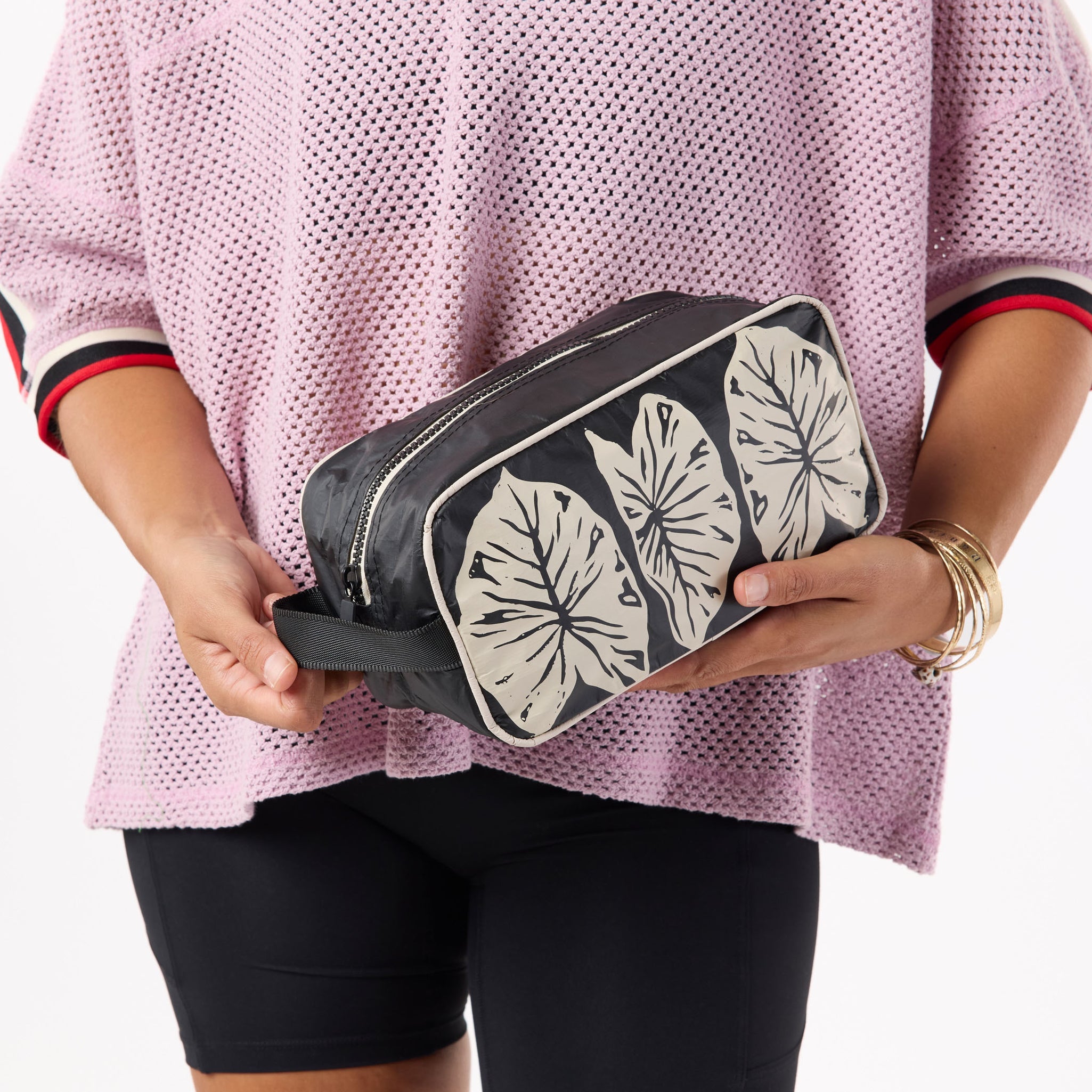 Kalo Black Dopp Kit