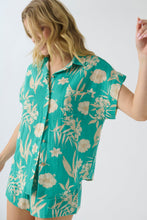 Tahitian Tropics Button-Up