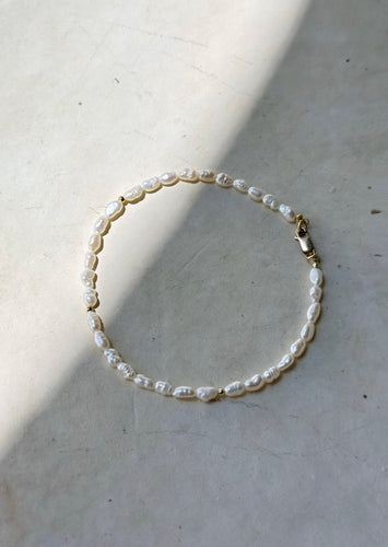 Classic Pearl Bracelet