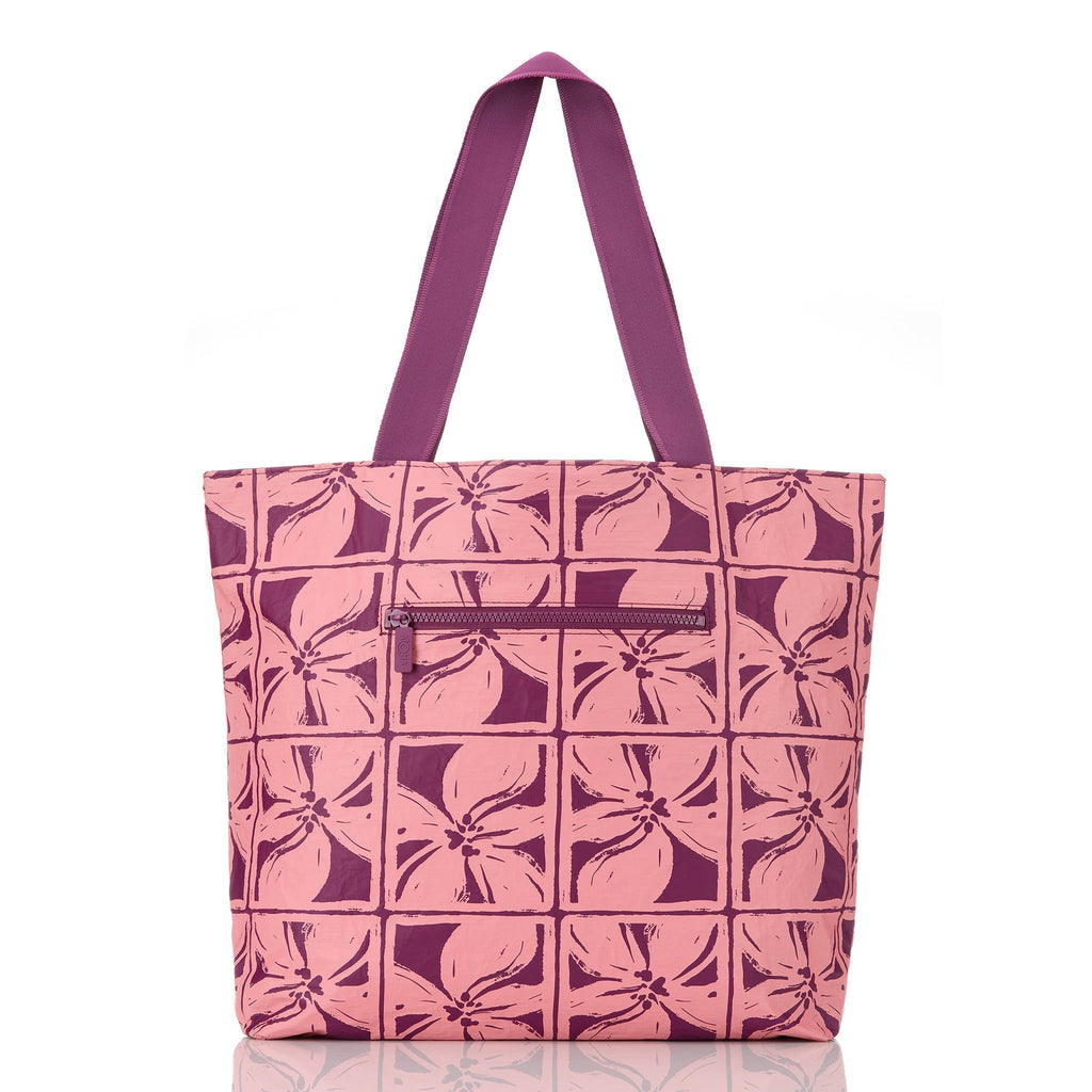 Lattice Candy / Plum Day Tripper Tote