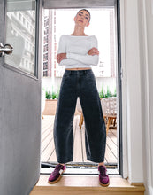 Malia Danica Barrel Jeans